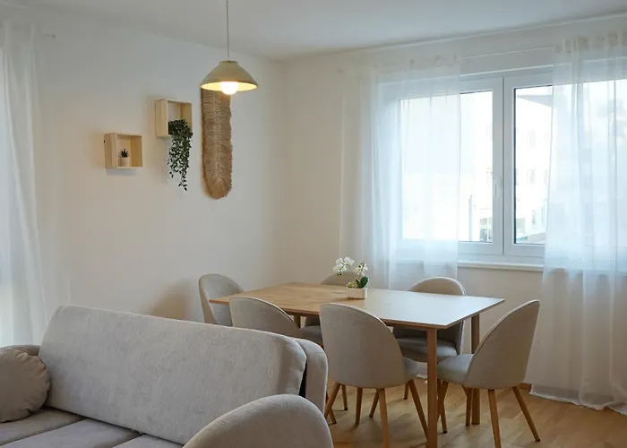 Modern Including Rooftop Terrace Βιέννη